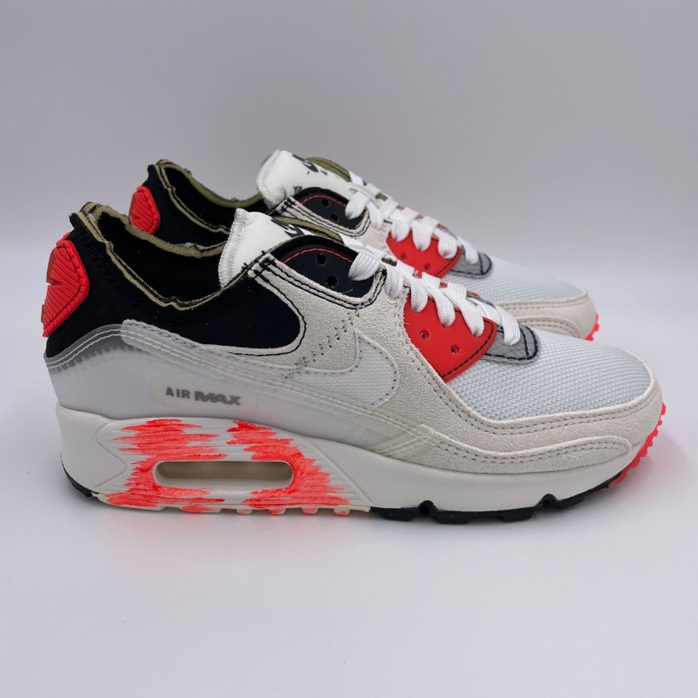 Nike Air Max III PRM White / Black Womens Shoes
